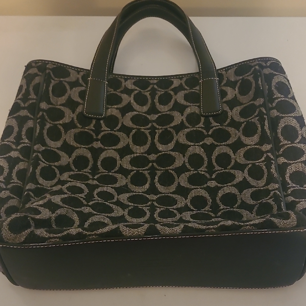 Coach Stylish Black and Gray Tote Bag